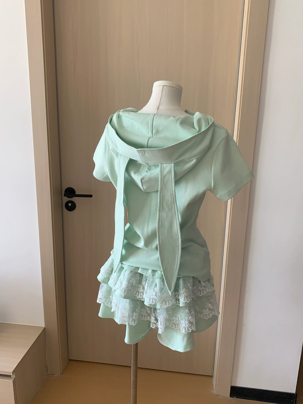 Bunny Eared Kawaii Outfit, Zip-Up Sweatshirt + Lace Skirt 43558:779750