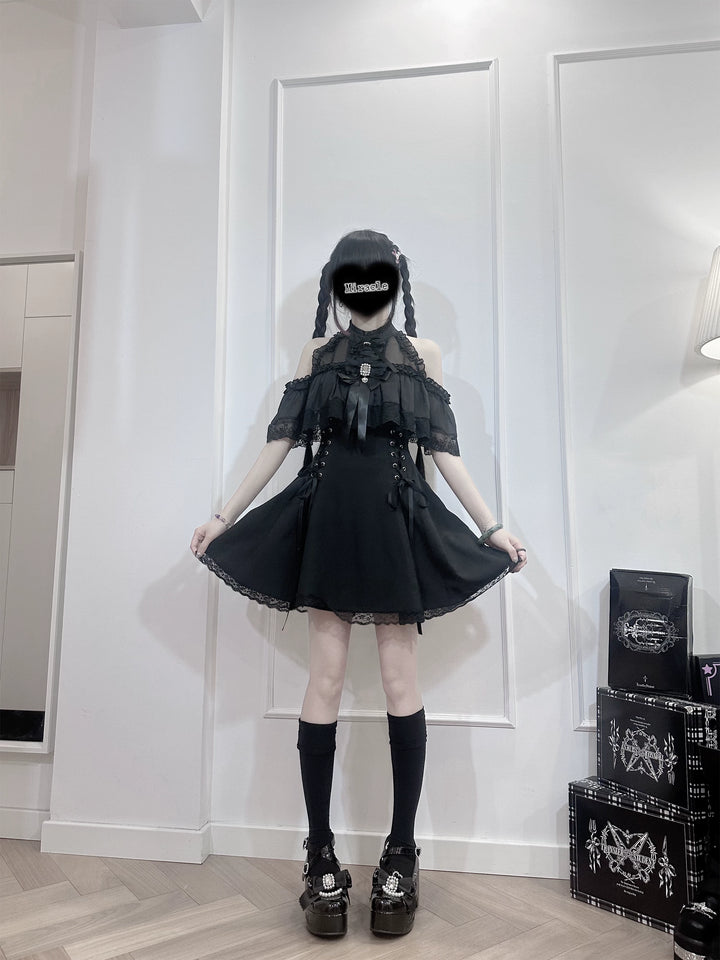 Seiso Kei Open-Shoulder Dress, Lace Details 44745:821878