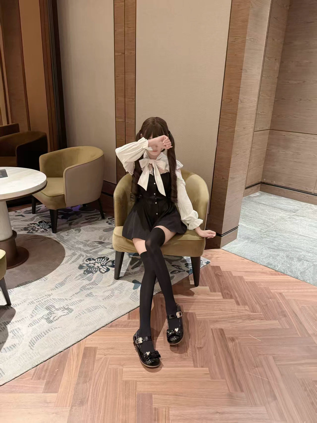 Seiso Kei Black and White Dress, Lace Shoulder 44073:795953