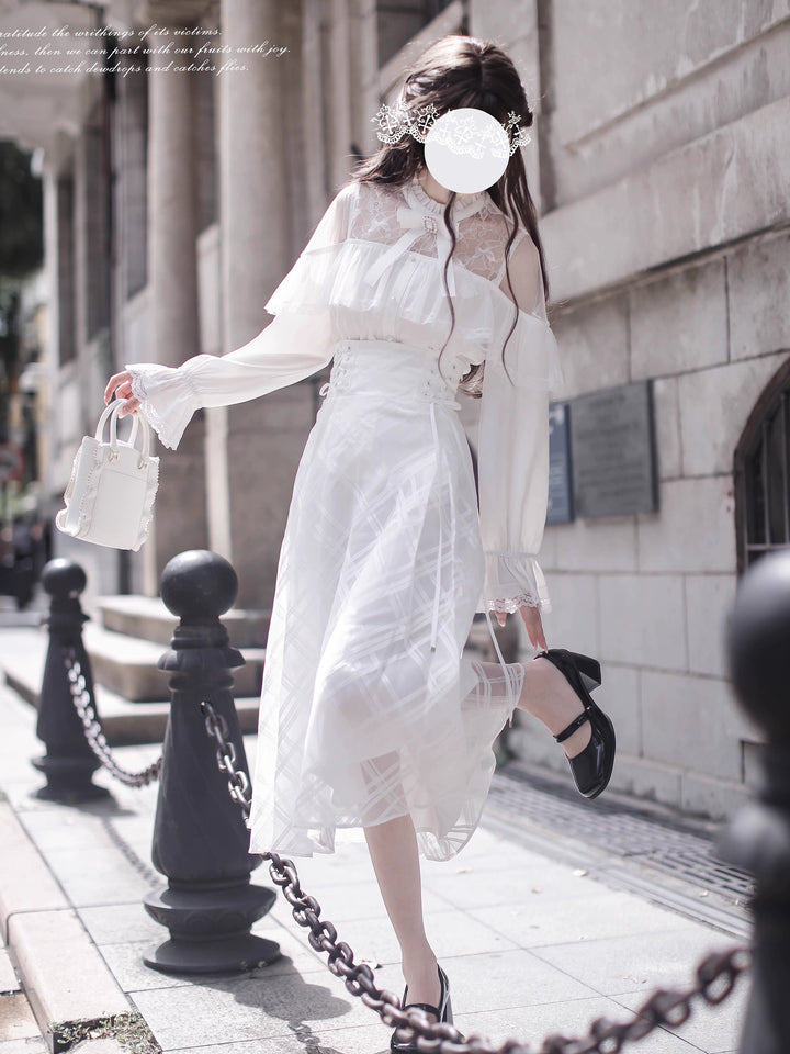 Seiso Kei White Blouse, High-Waist Skirt 43758:784914