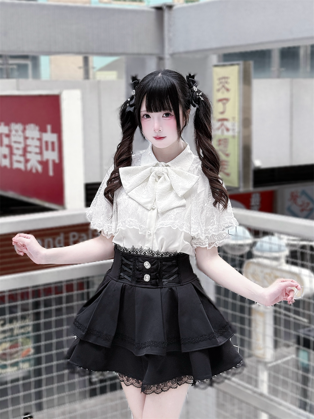 Lace Cape-Style Jirai Kei Blouse, Pleated Skirt 43556:779667