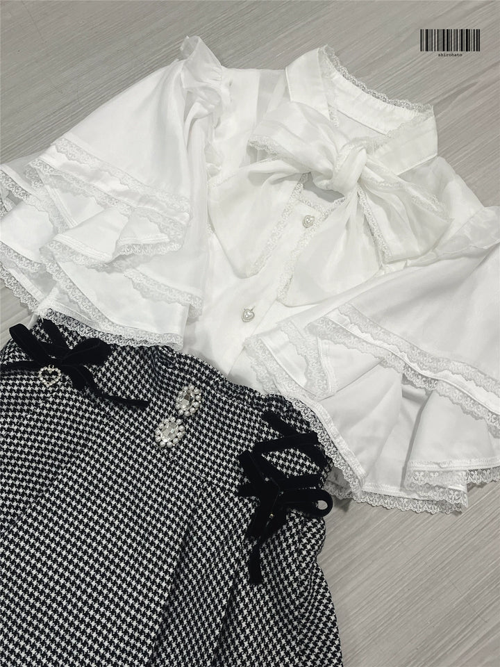 Ruffled Cape Sleeves Jirai Kei Blouse With Heart Pearl Buttons 43036:762566