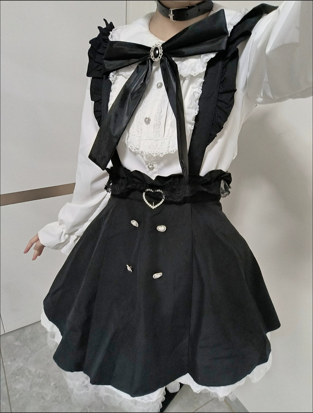 Jirai Kei White Blouse + Black Suspender Skirt 32940:778990