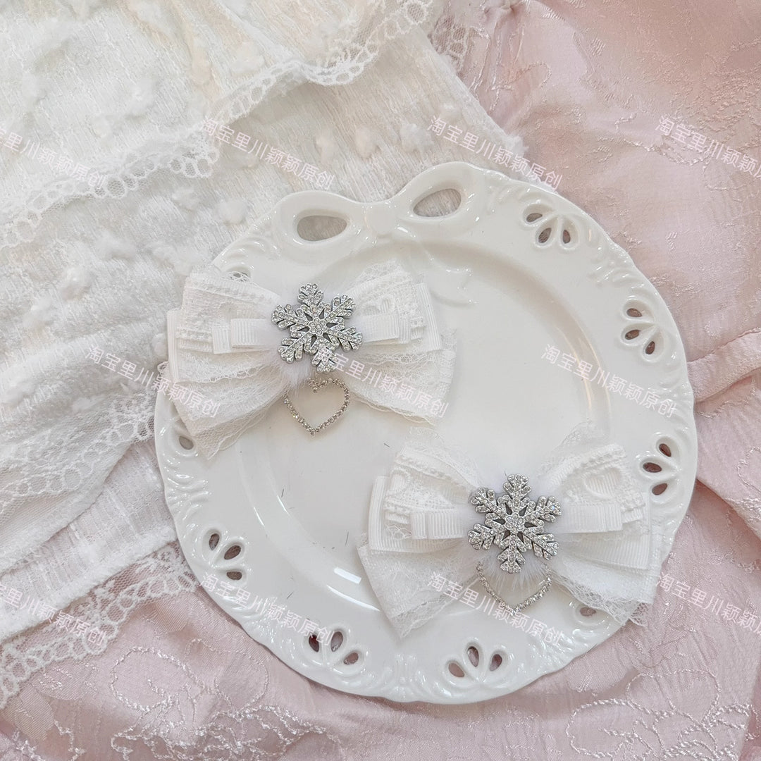 Jirai Kei Hair Clips, Snowflake Decoration and Fluffy Fur 45565:853490