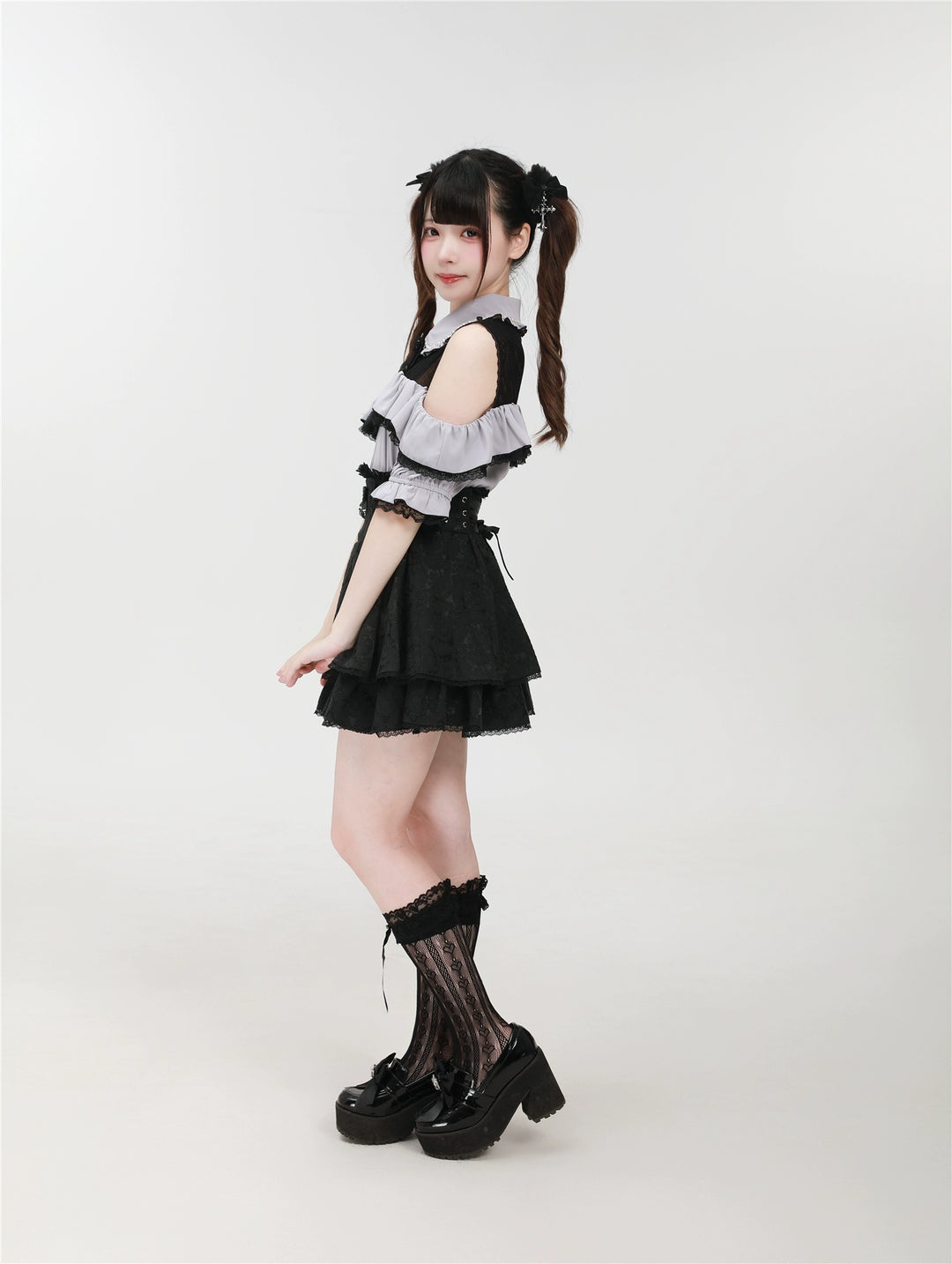 Jirai Kei Shirt with Bust Flounce Hem/Hidden Button 43035:762539
