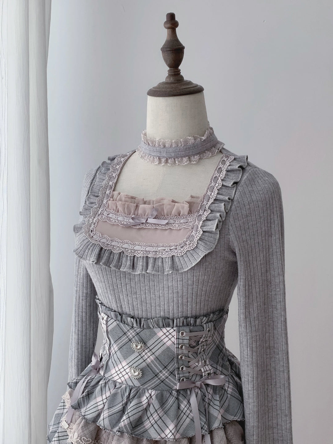 Seiso Kei Grey Pink Knit Sweater & High Waist Skirt Set (L M S) 45990:871771