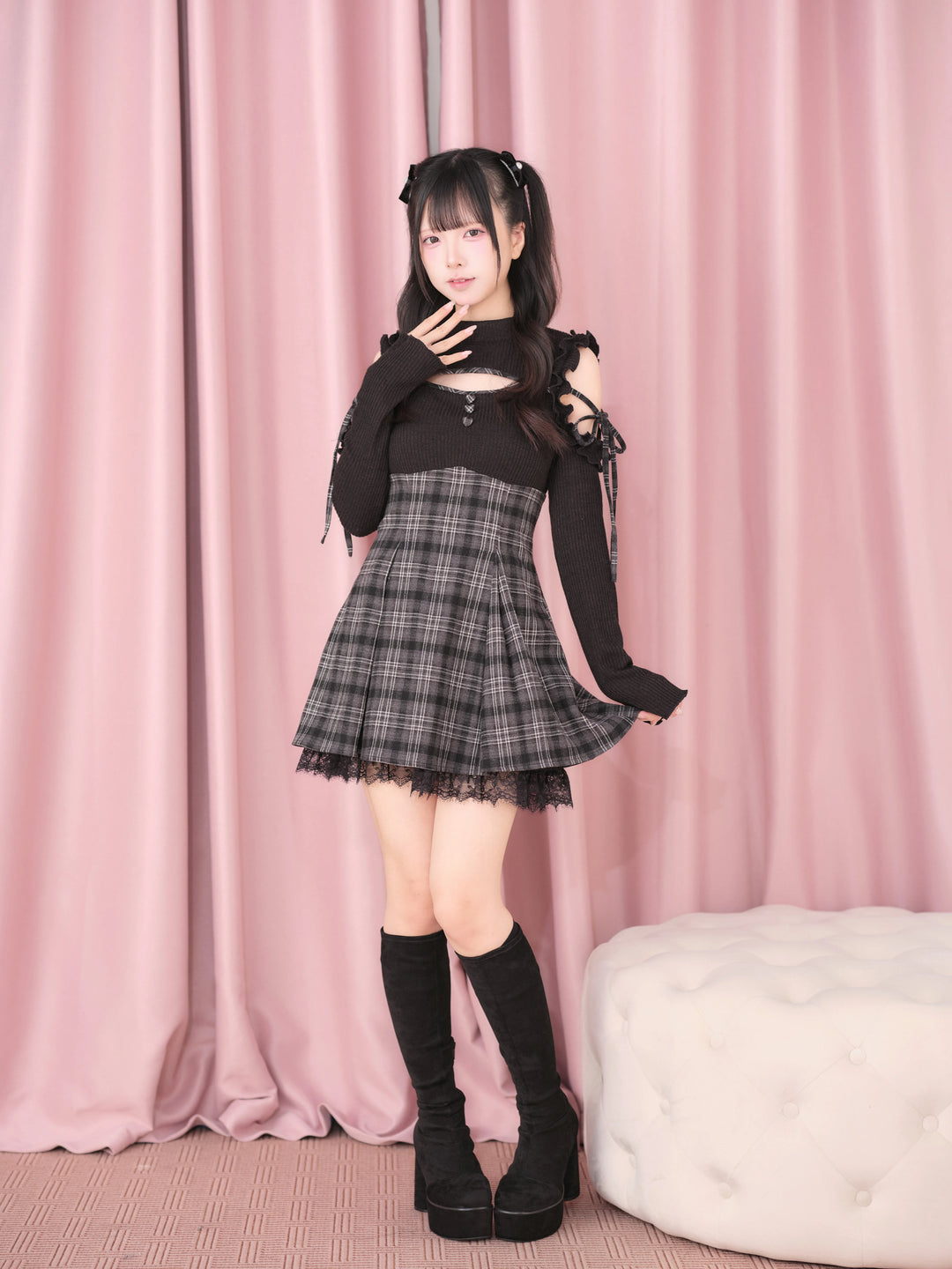Jirai Kei Open Shoulder Plaid Dress, Chest Cutout 45957:869814
