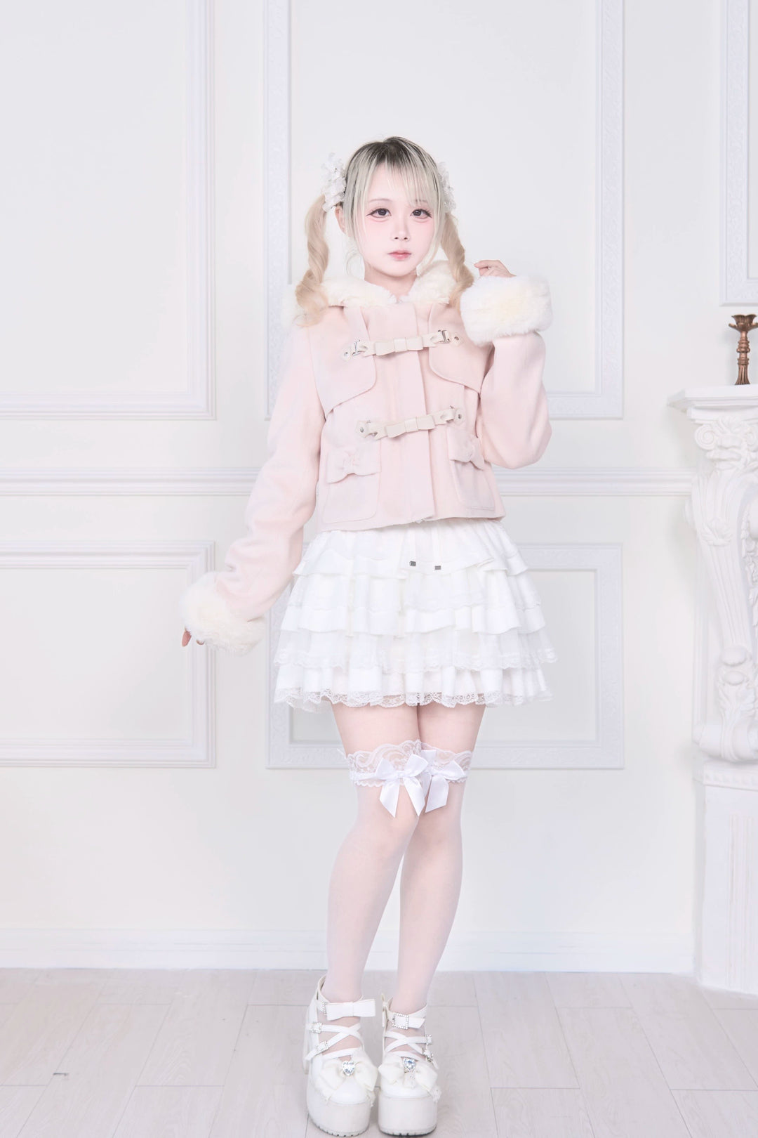 Hooded Rousangata Short Coat, Detachable Plush Cuffs 44116:796389