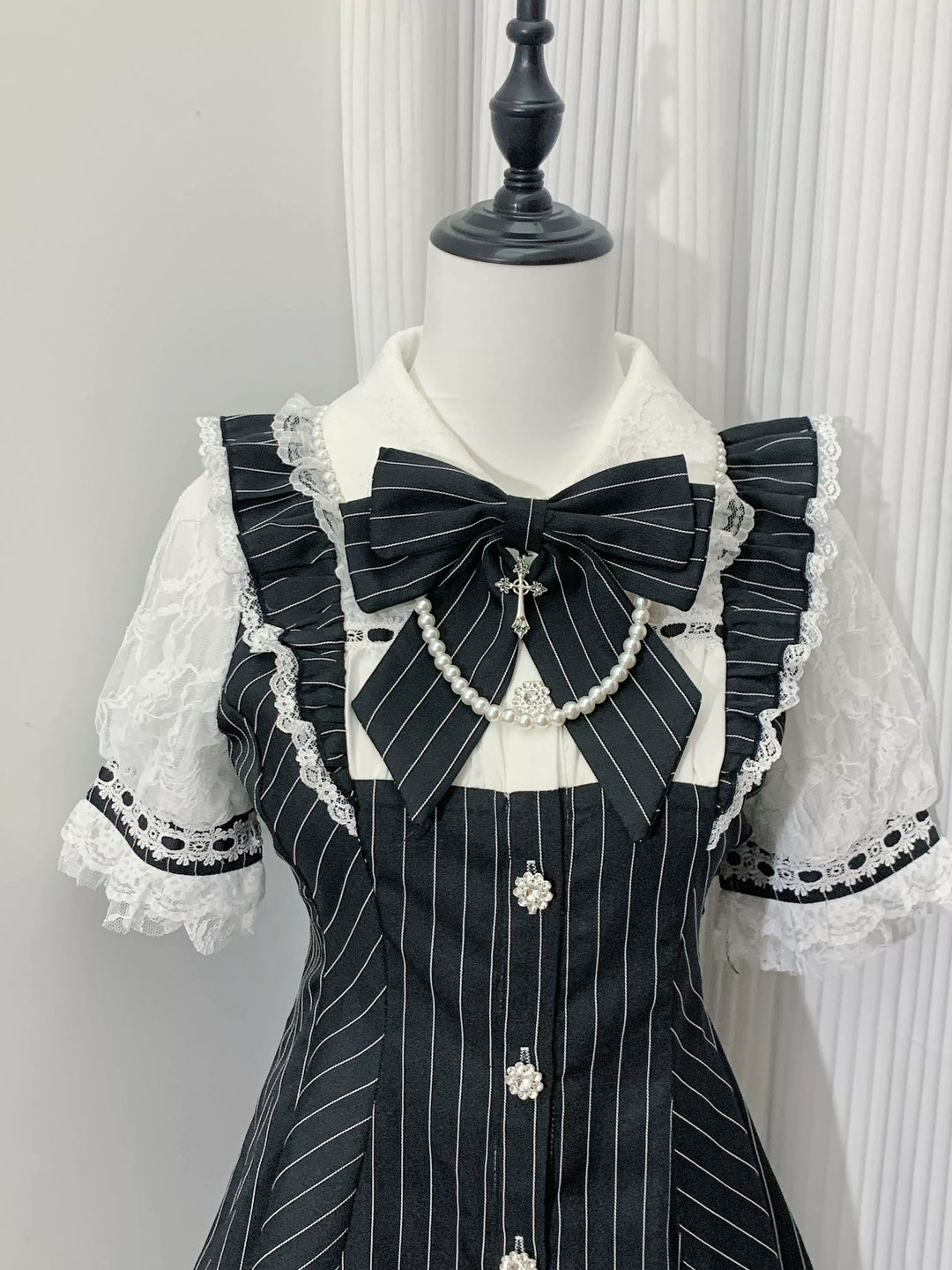 Black/ Gray Striped Jirai Kei Dress & Pocketed Shorts 43018:762184
