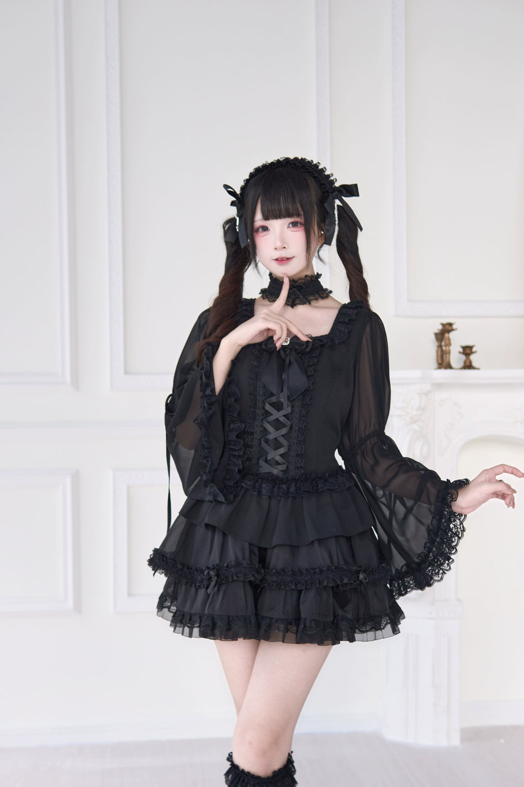 Black / White Jirai Kei Skirt Suit With Ribbon Flower Details 43294:772559