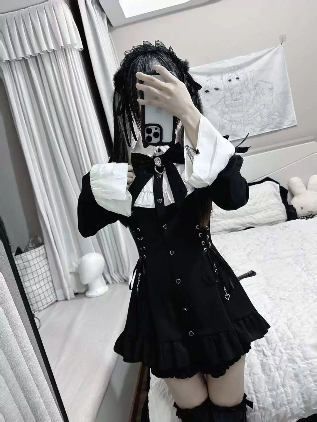 Black and White Jirai Kei Dress, Pocketed Shorts 44512:811001