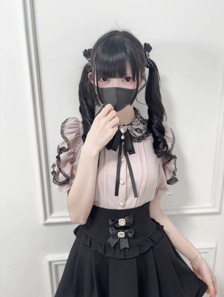 Ruffle Lace Ryousangata Blouse with Pearl Buttons And Ribbon 43103:765836