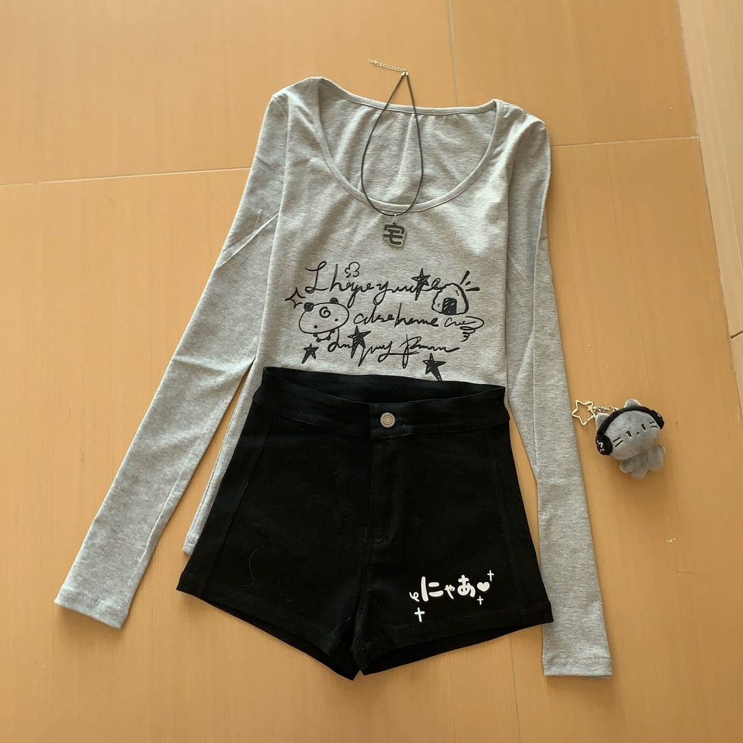 Black Gyaru Style Shorts with White Japanese Lettering 42902:757256
