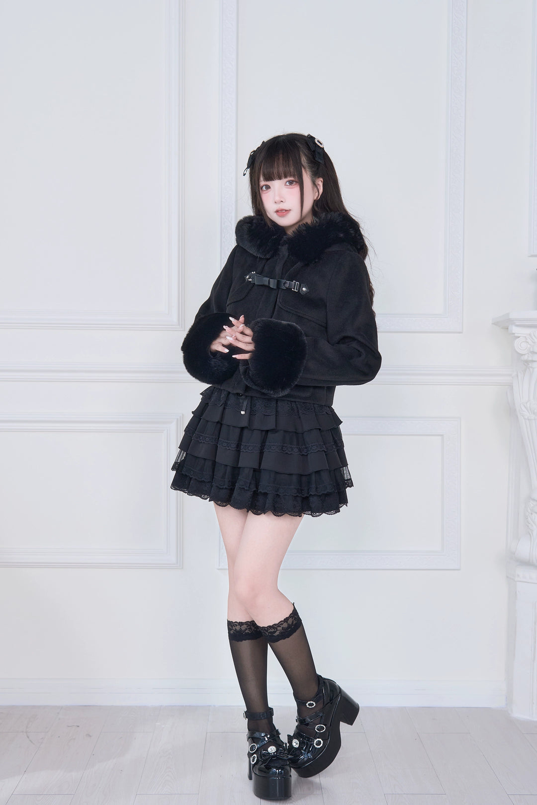 Hooded Rousangata Short Coat, Detachable Plush Cuffs 44116:796405