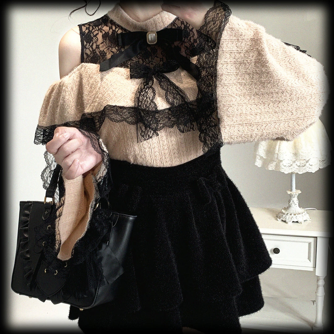 Soft Plush Ryousangata Sweater, Lace Details 44470:810437