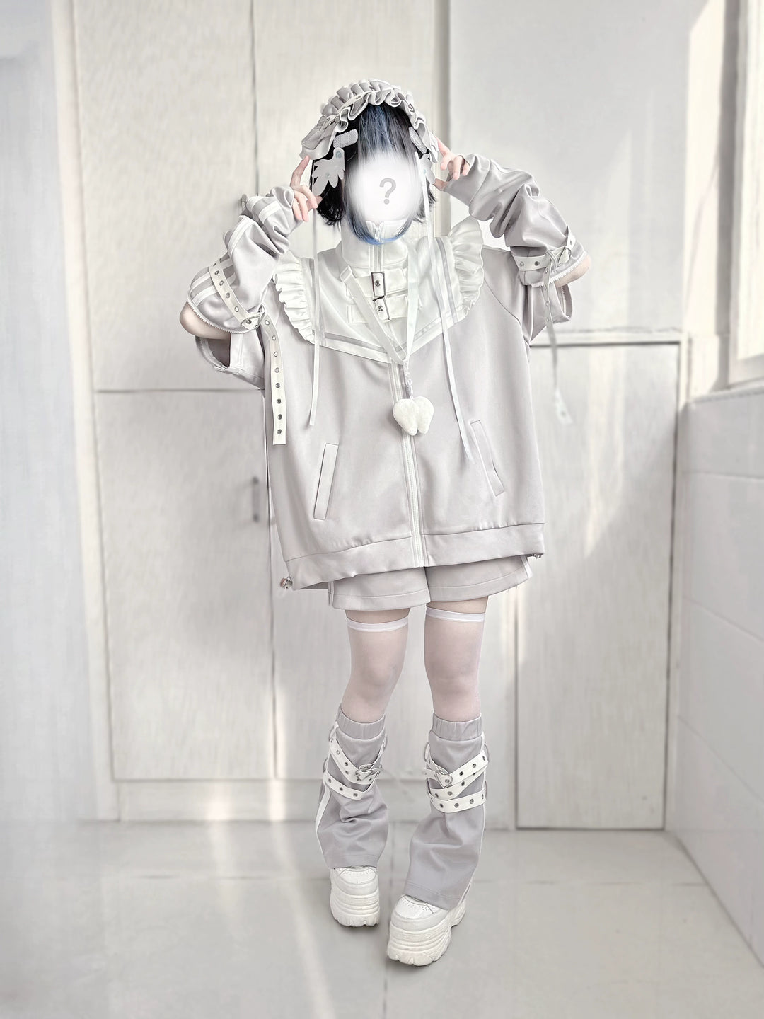 Tenshi Kaiwai Outfits Set Gray Black Jacket And Shorts Set 35728:502690