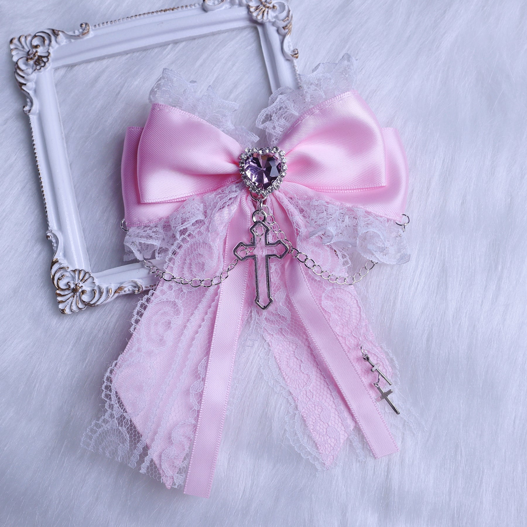 Cross Jirai Kei Hair Clip with Heart-shaped Rhinestone – Honey