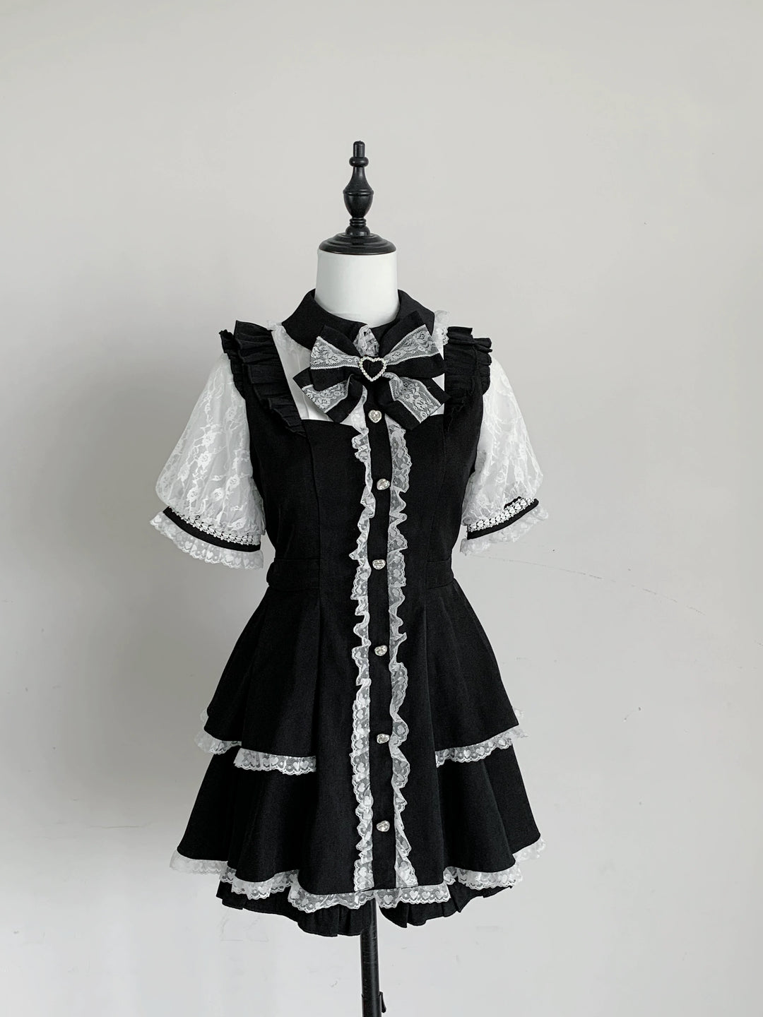 Jirai Kei Lace Sleeve Set Up, Pleated Dress Hem (L M S XL) 45721:860069