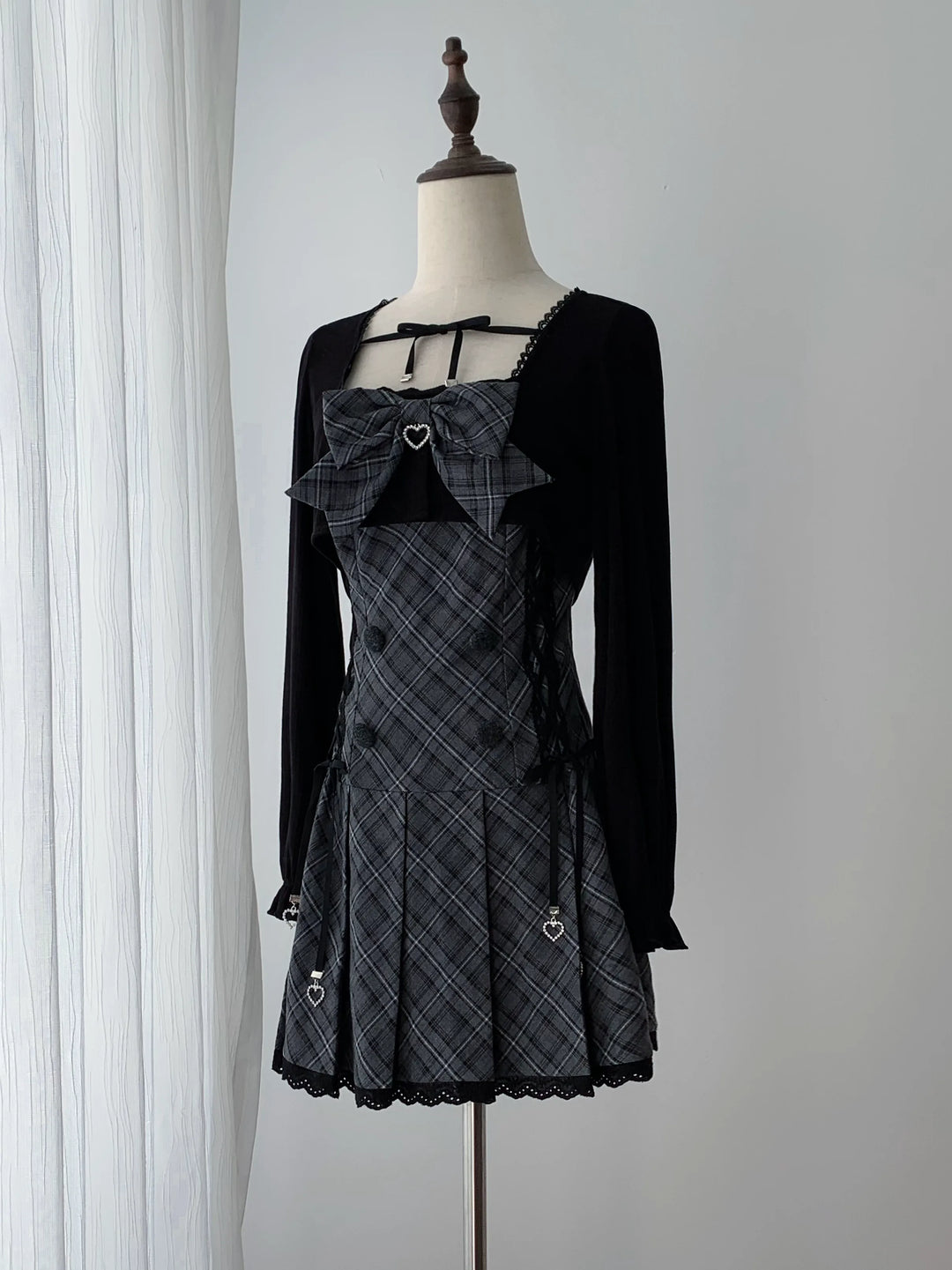 Jirai Kei Plaid Dress with Bolero, Pleated Hem (L M S) 45934:869192