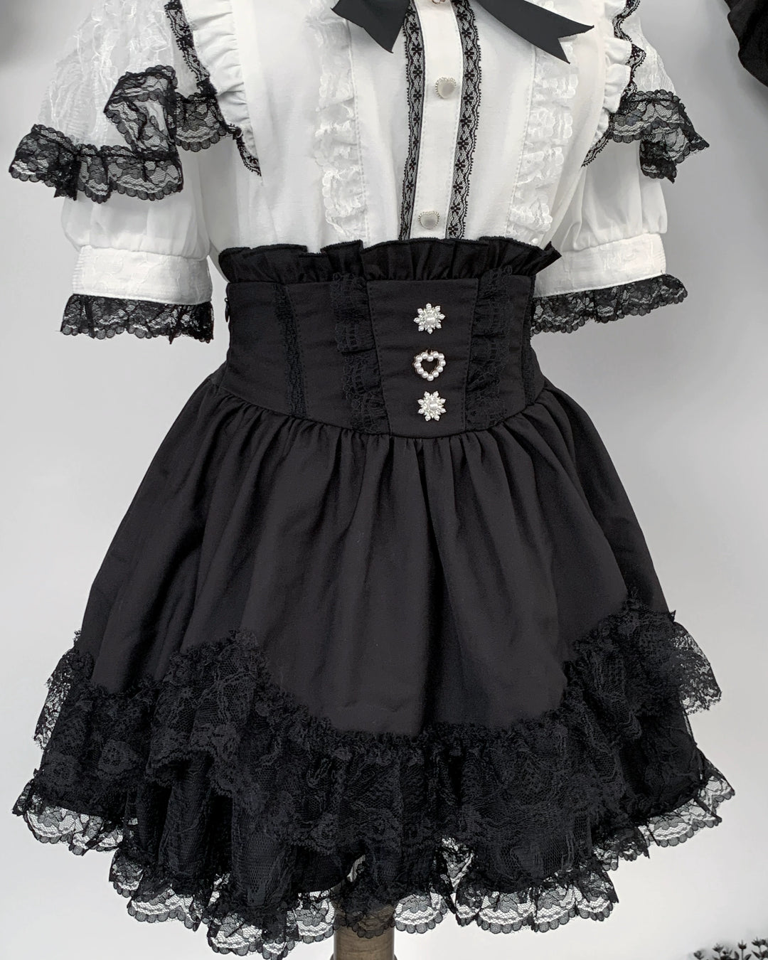 Jirai Kei Petal Shaped Hem Skirt, Layered Lace Hem (L M S XL) 45646:857710