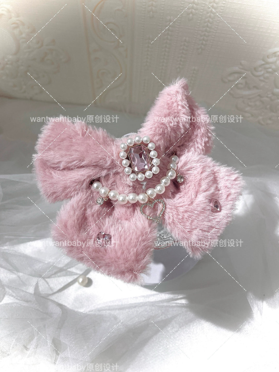 Fuzzy Ryousangata Hair Clip, Rhinestone Accents 44463:810419