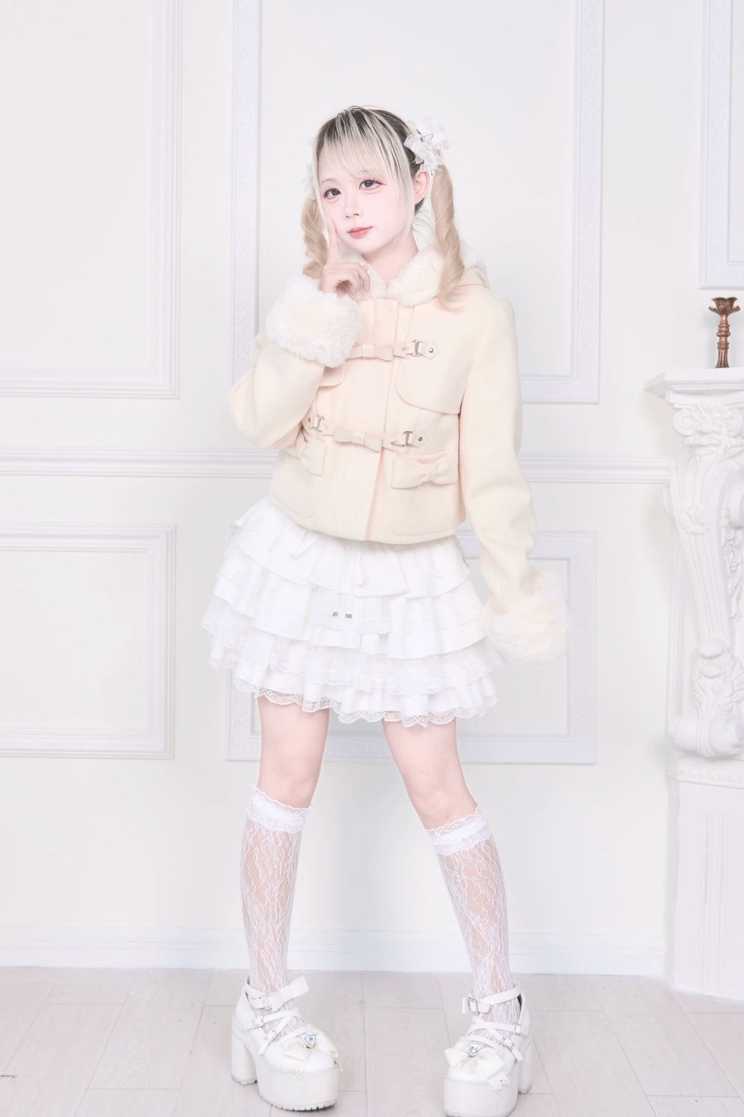 Hooded Rousangata Short Coat, Detachable Plush Cuffs 44116:796404