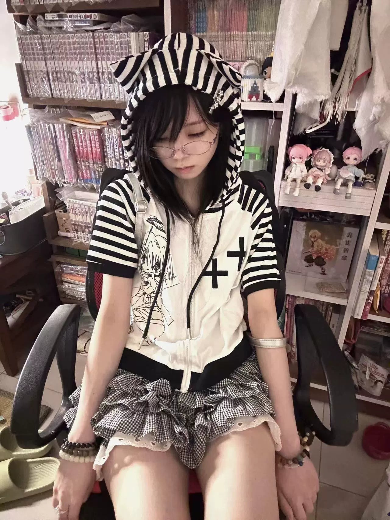 Yami Kawaii T-shirt Black and White Striped Top With Hood (L M S) 37272:553546