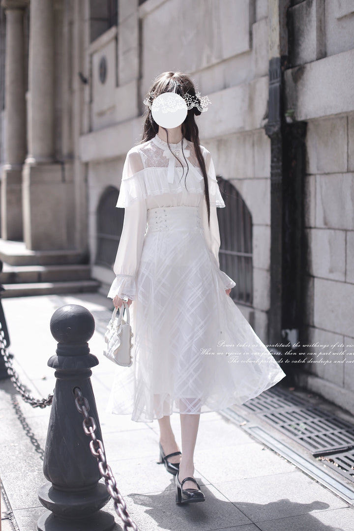 Seiso Kei White Blouse, High-Waist Skirt 43758:784922