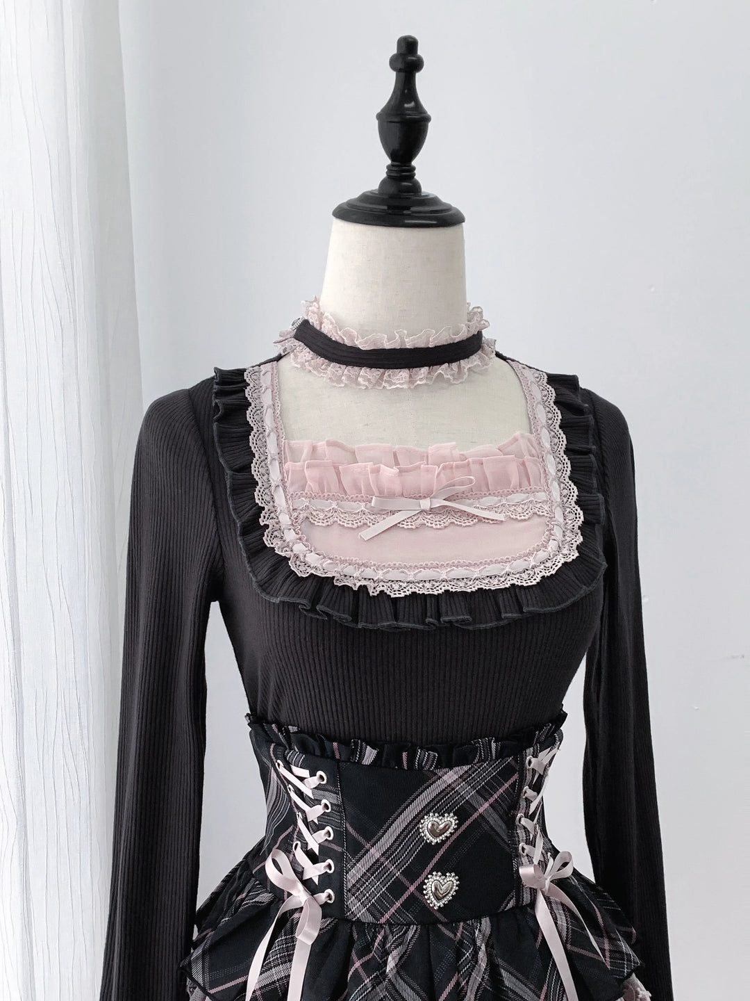 Jirai Kei Knitted Top & Skirt Set, Heart-Shaped Lace Trim 46076:874067