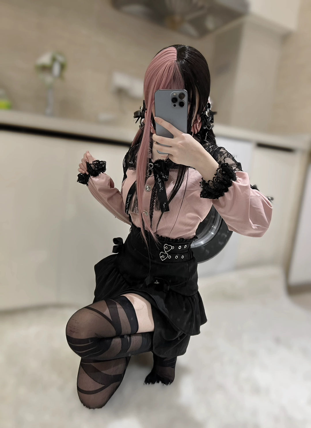 Jirai Kei Lace Shoulder Blouse + High-Waisted Tiered Skirt (L M S) 43503:778709