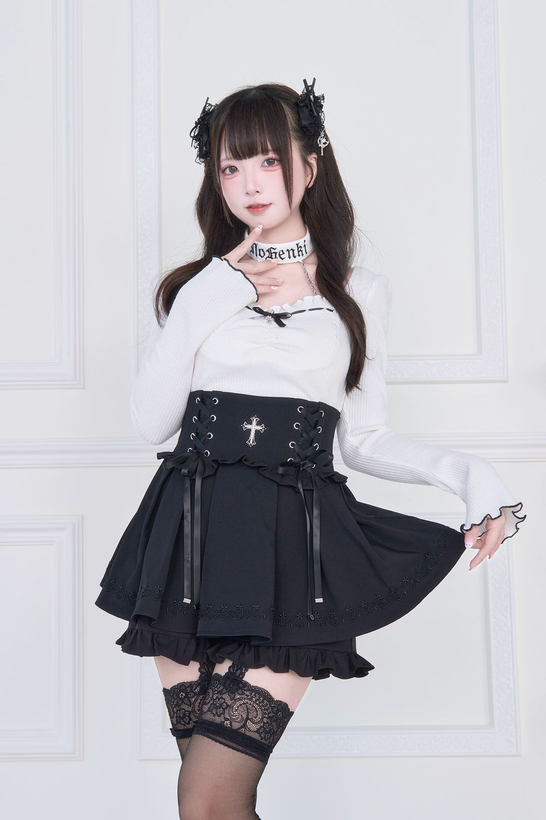Halter Neck Jirai Kei Top, High Waist Skirt (L M S) 43807:786311