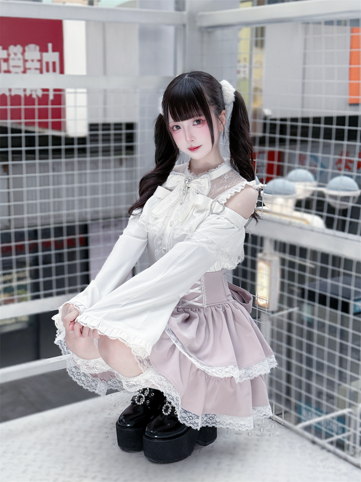 Jirai Kei Open Shoulder Blouse + Tiered Ruffles Skirt 43686:782892