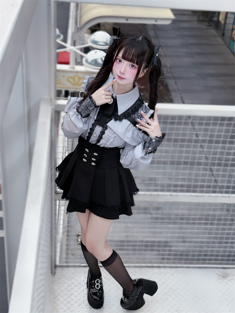 Lace-trimmed Jirai Kei Blouse, Multiple Colors 43878:788250