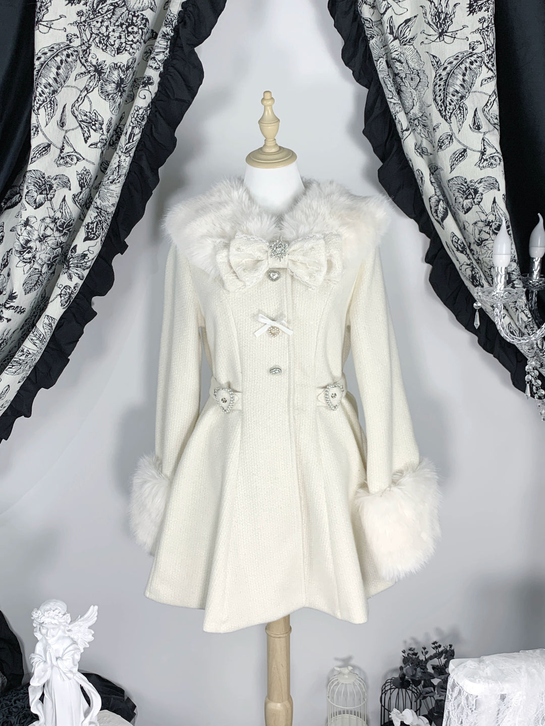 Ryousangata Winter Coat, Detachable Faux Fur Trim (Beige / L M) 43939:792425