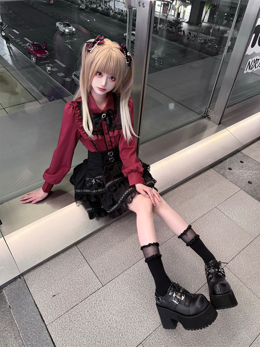 Long-sleeved Jirai Kei Blouse, Cake-Styled Skirt 44680:819301