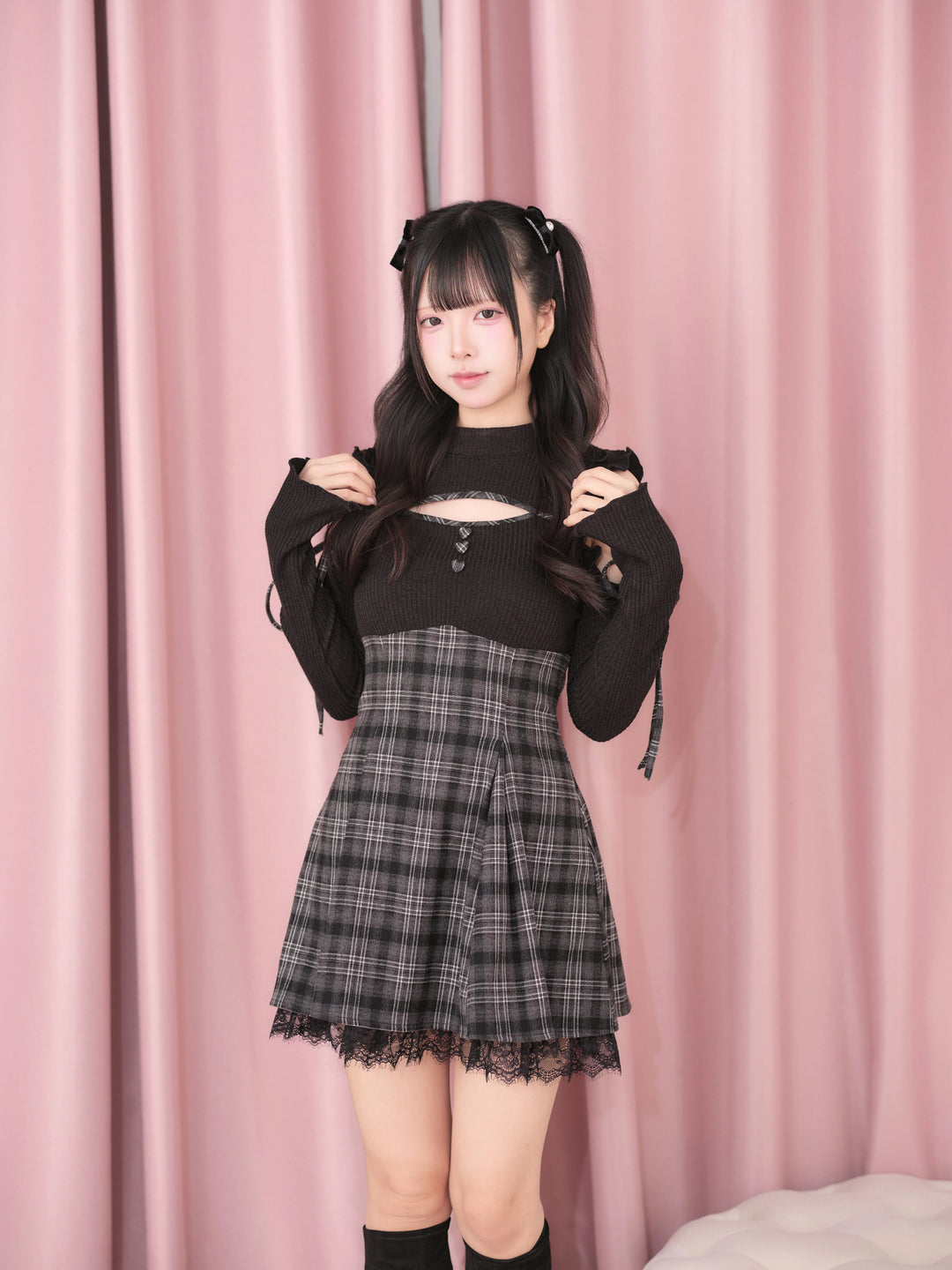 Jirai Kei Open Shoulder Plaid Dress, Chest Cutout 45957:869819