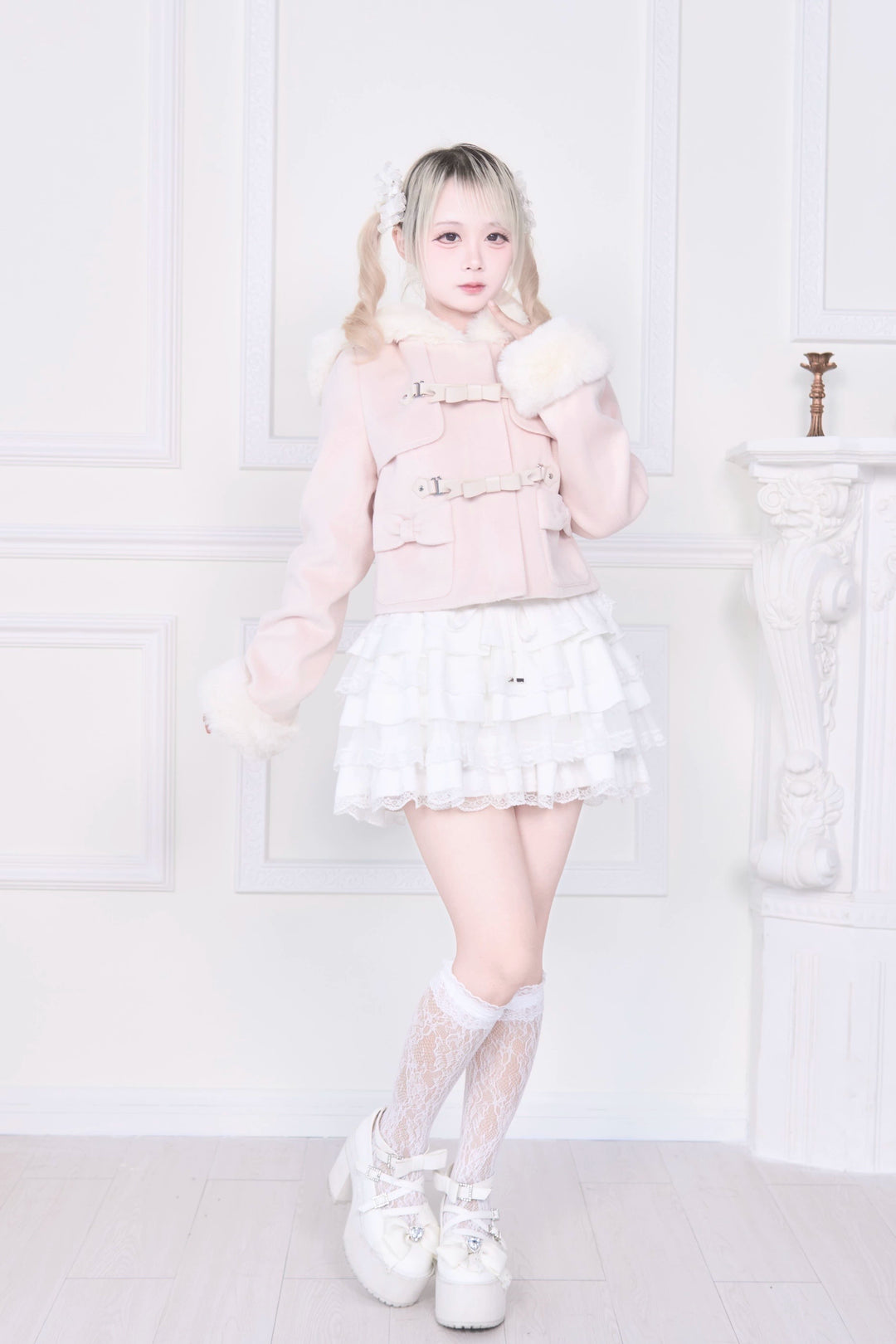 Hooded Rousangata Short Coat, Detachable Plush Cuffs 44116:796401