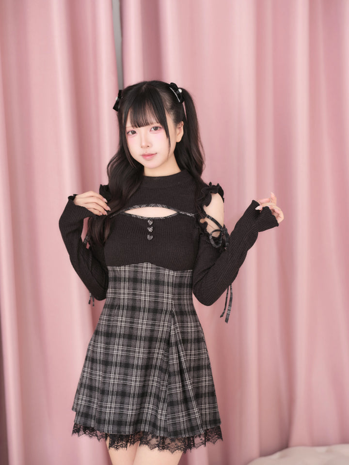 Jirai Kei Open Shoulder Plaid Dress, Chest Cutout (Black / M S) 45957:869810
