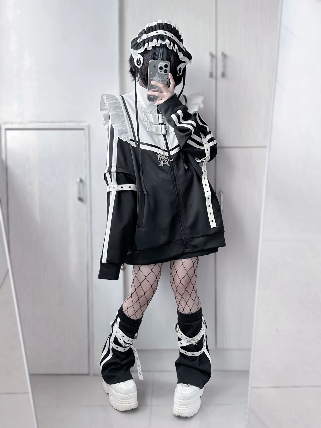 Tenshi Kaiwai Outfits Set Gray Black Jacket And Shorts Set 35728:502668