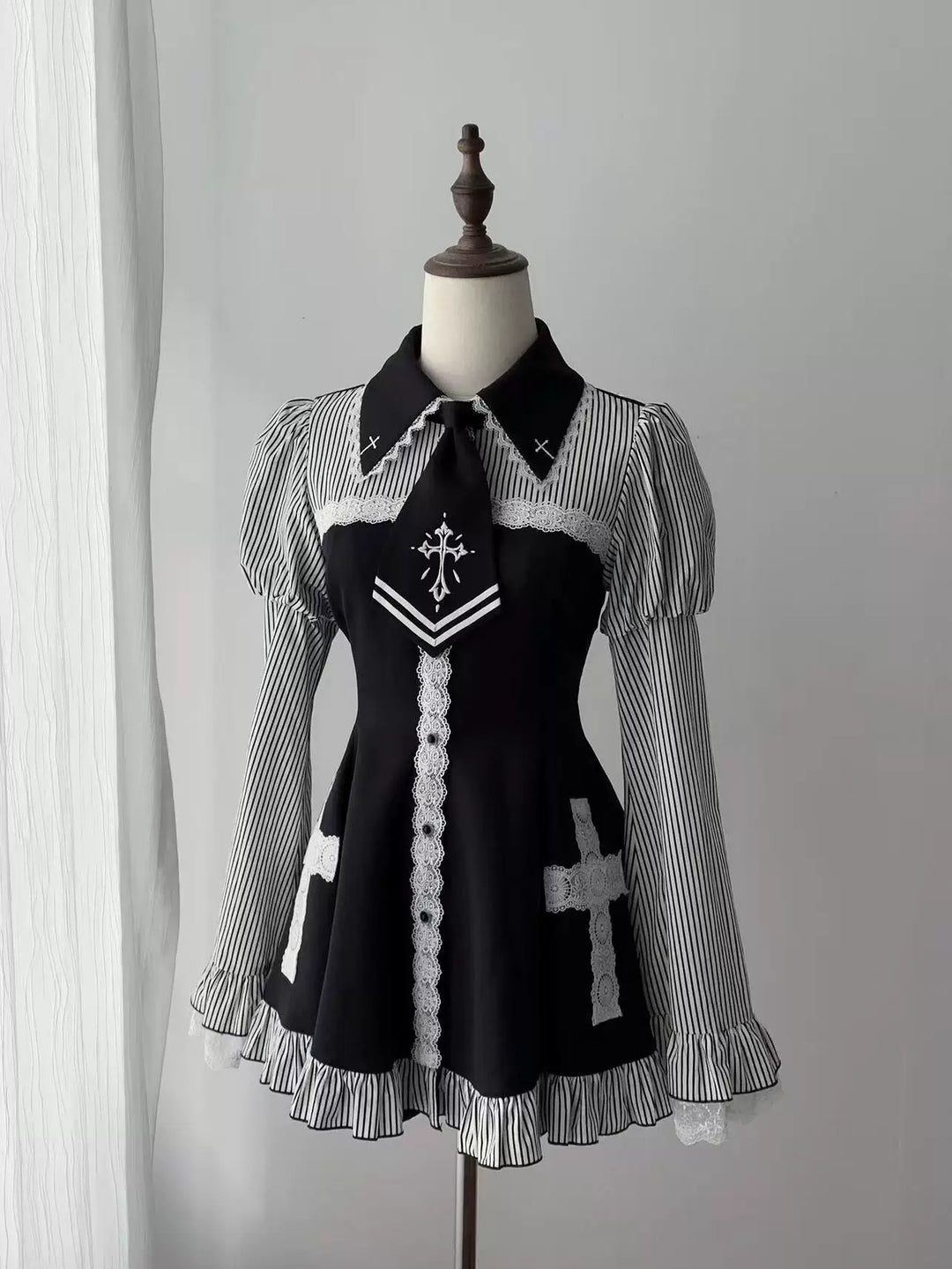 Front Button Closure Jirai Kei Dress, Cross Details (L M S XL) 44744:821840