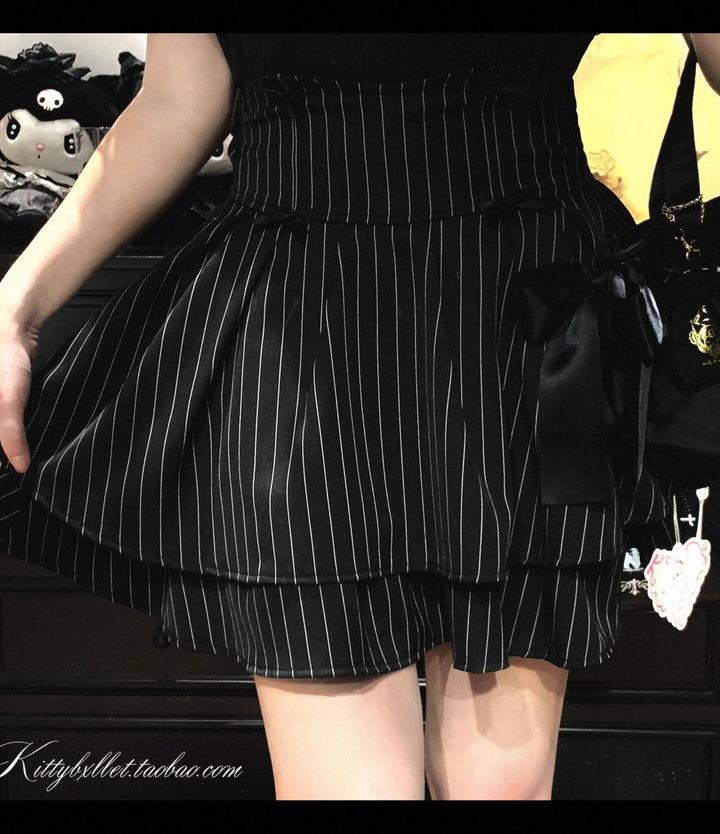 Striped Jirai Kei Skirt With Elastic Waist & Built-in Shorts (Black / L M S) 43074:766277