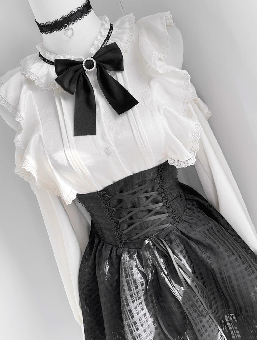 Black Jirai Kei Skirt Set with Open-shoulder Lace Blouse 42239:739373