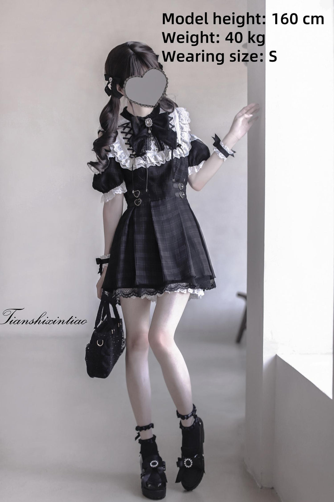 Off-Shoulder Jirai Kei Dress Set with Bow Tie & Safety Shorts 42705:761440