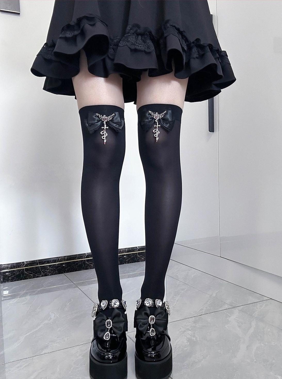 Jirai Kei Thigh-high Socks, Snake Pendant, 2 Lengths Available