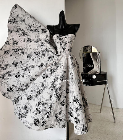 Elegant Corset Dress Strapless Brocade Satin Dress Sun-protection (2XL L M S XL XS) 36390:548850